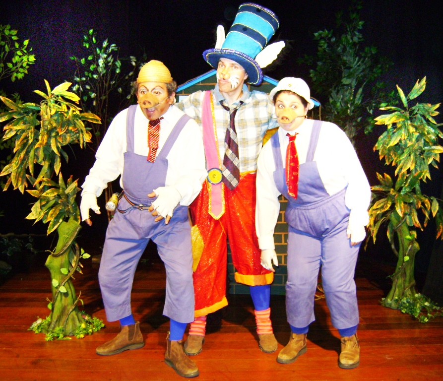 Espetáculo infantil 1, 2, 3, Tem porquinho outra vez - Ek Produções.jpg