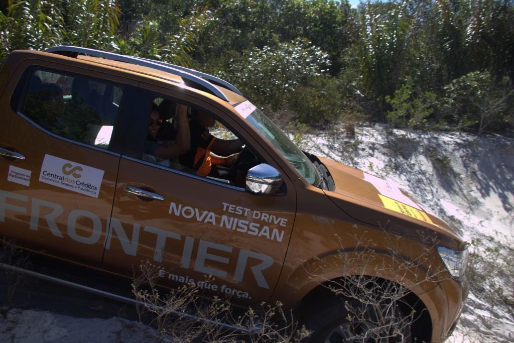 TEST DRIVER NISSAN 5.jpg