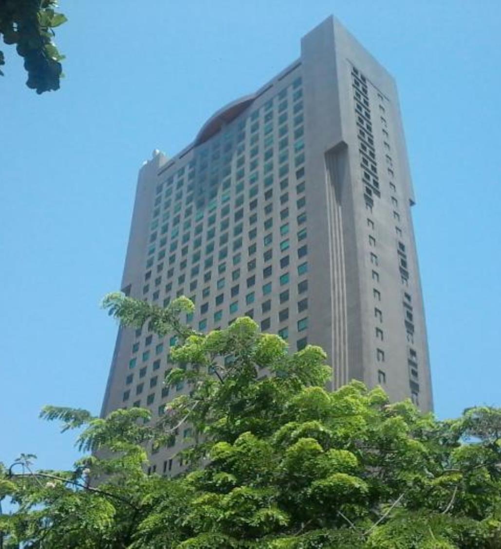 Metropolitan Site 1.jpg