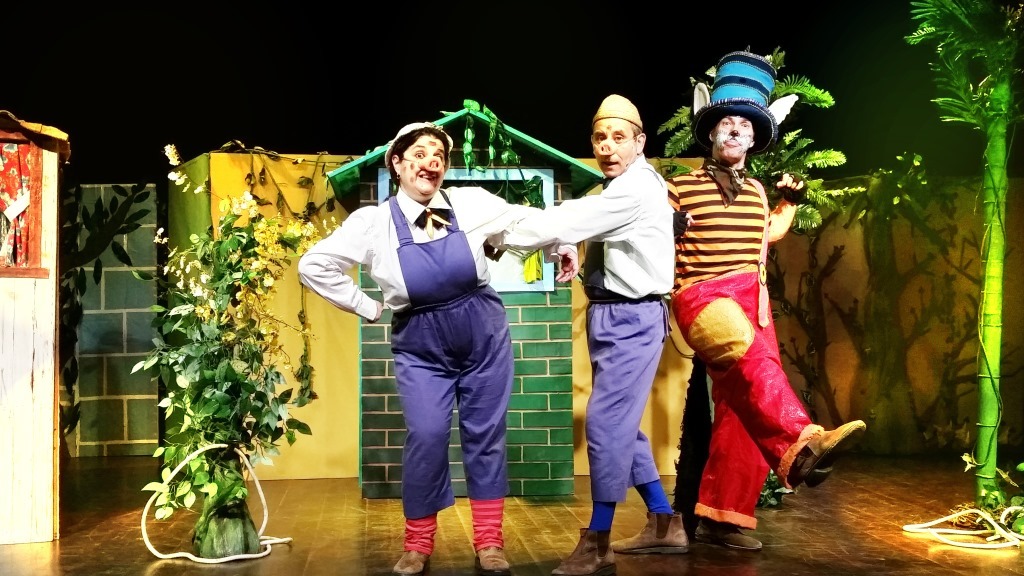 Espetáculo infantil 1, 2, 3, Tem porquinho outra vez - Ek Produções 2.jpg