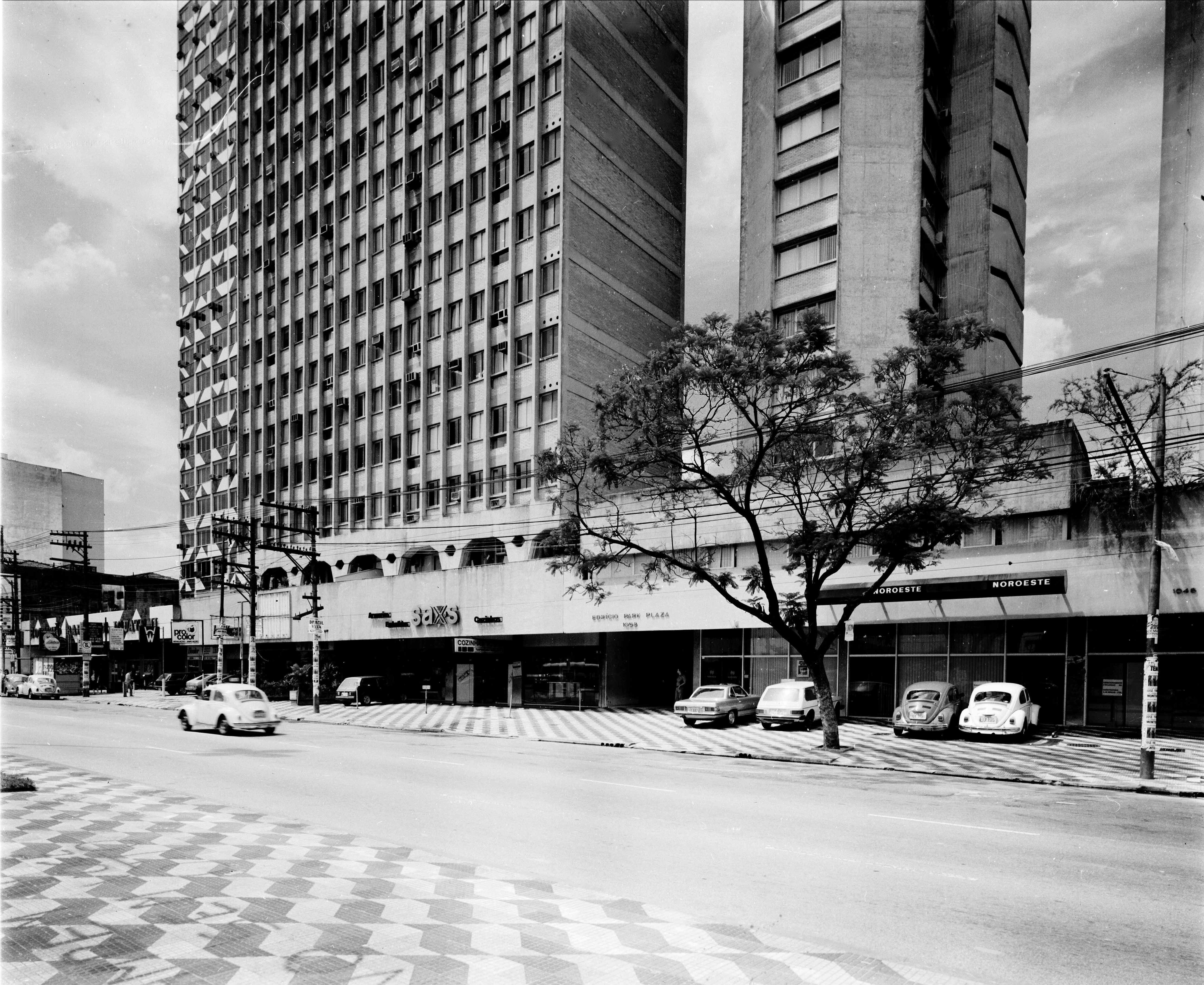 Ed. Park Plaza 1.3.jpg