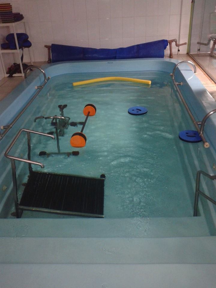 1622628_811528092202393_674070873914444639_n (1).jpg