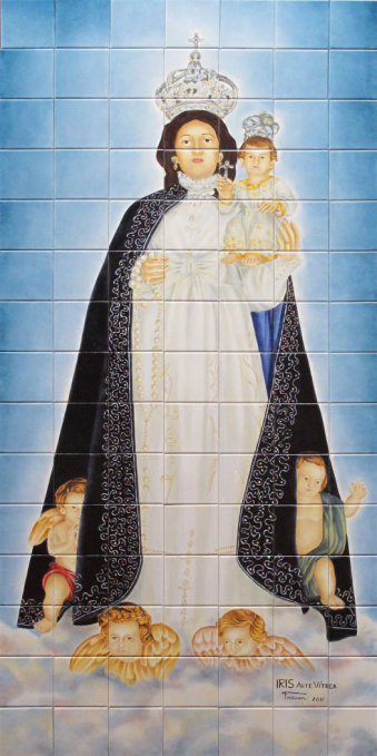 Igreja matriz de araranguá, iris arte vitrea; azulejaria, Nossa senhora em azulejaria, 