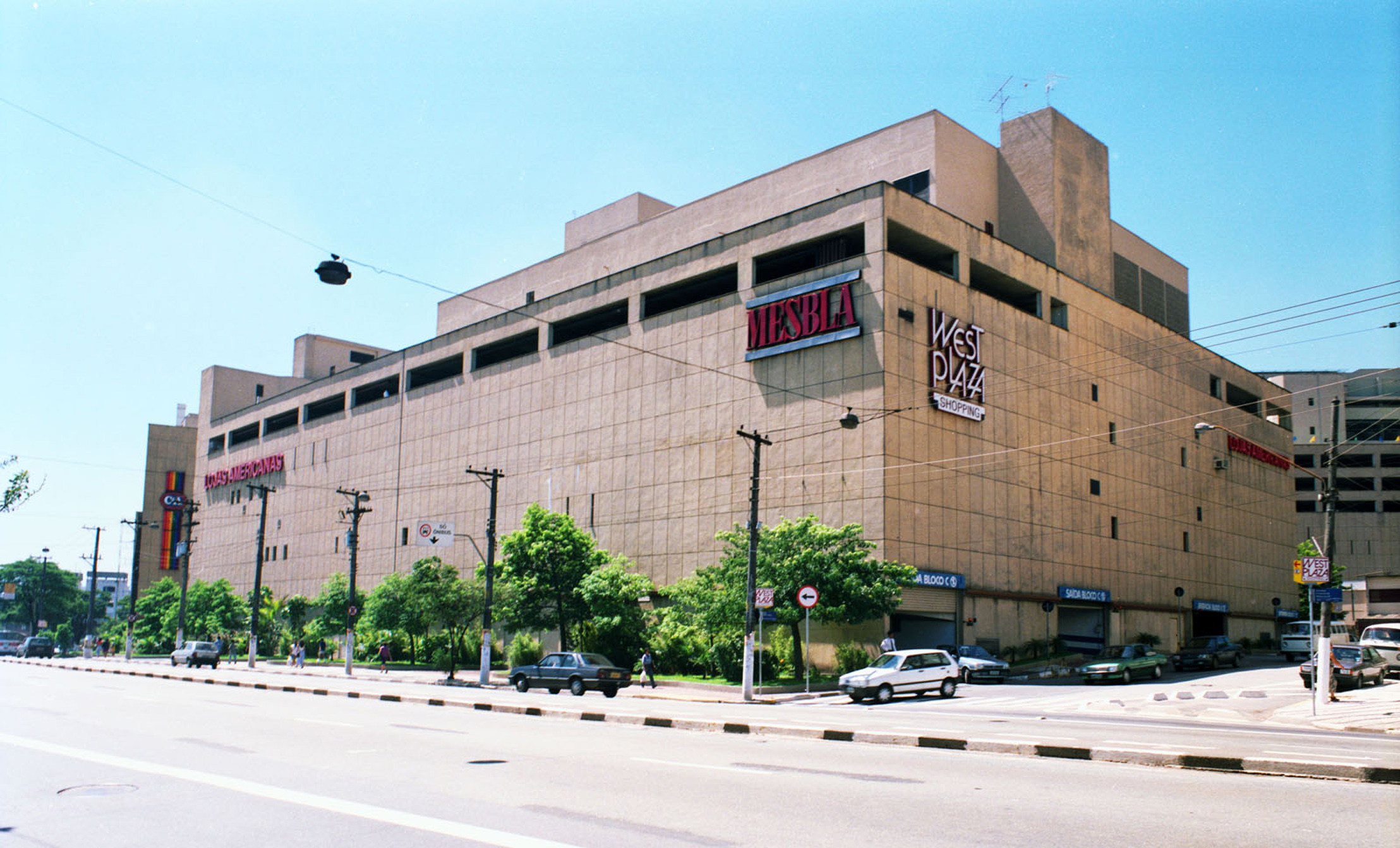 Shopping West Plaza 16.jpg