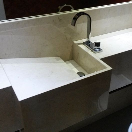 Lavatório no  Mármore Crema Marfil 