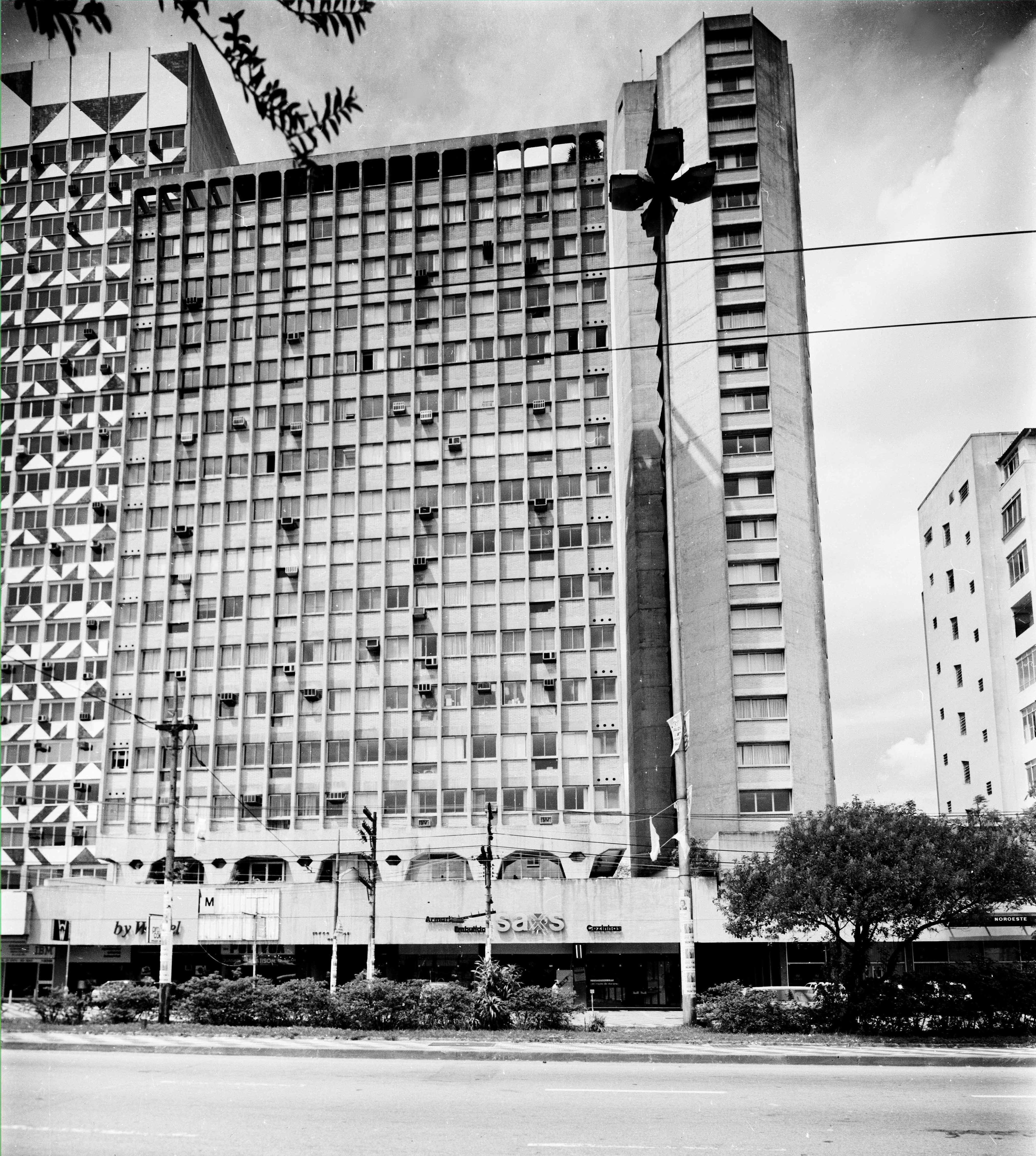 Ed. Park Plaza 2.1.jpg