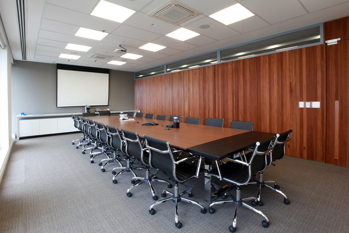 R&A Arquitetura / Projetos / Comerciais / Stocche Forbes