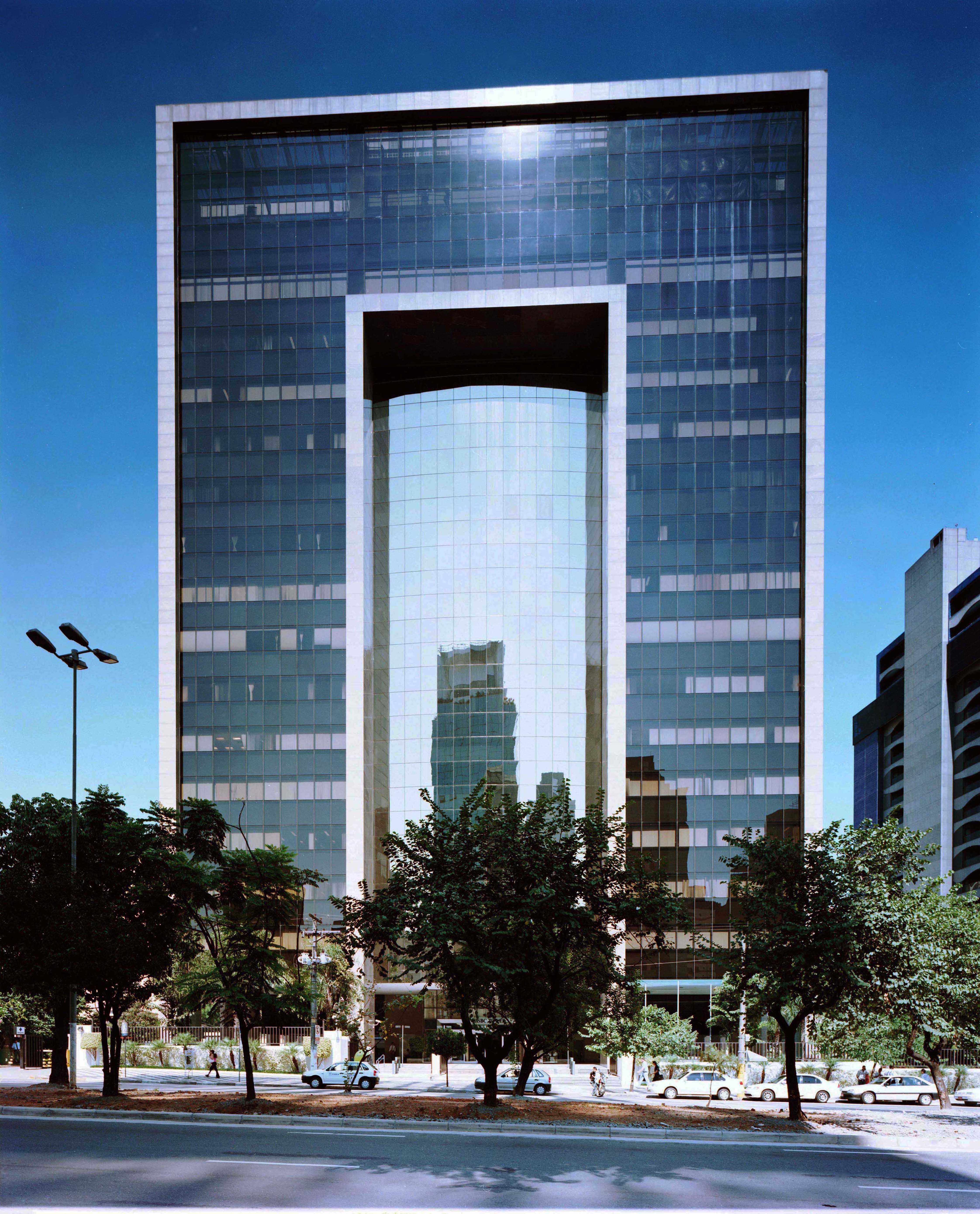 HSBC Faria Lima 1.0.jpg