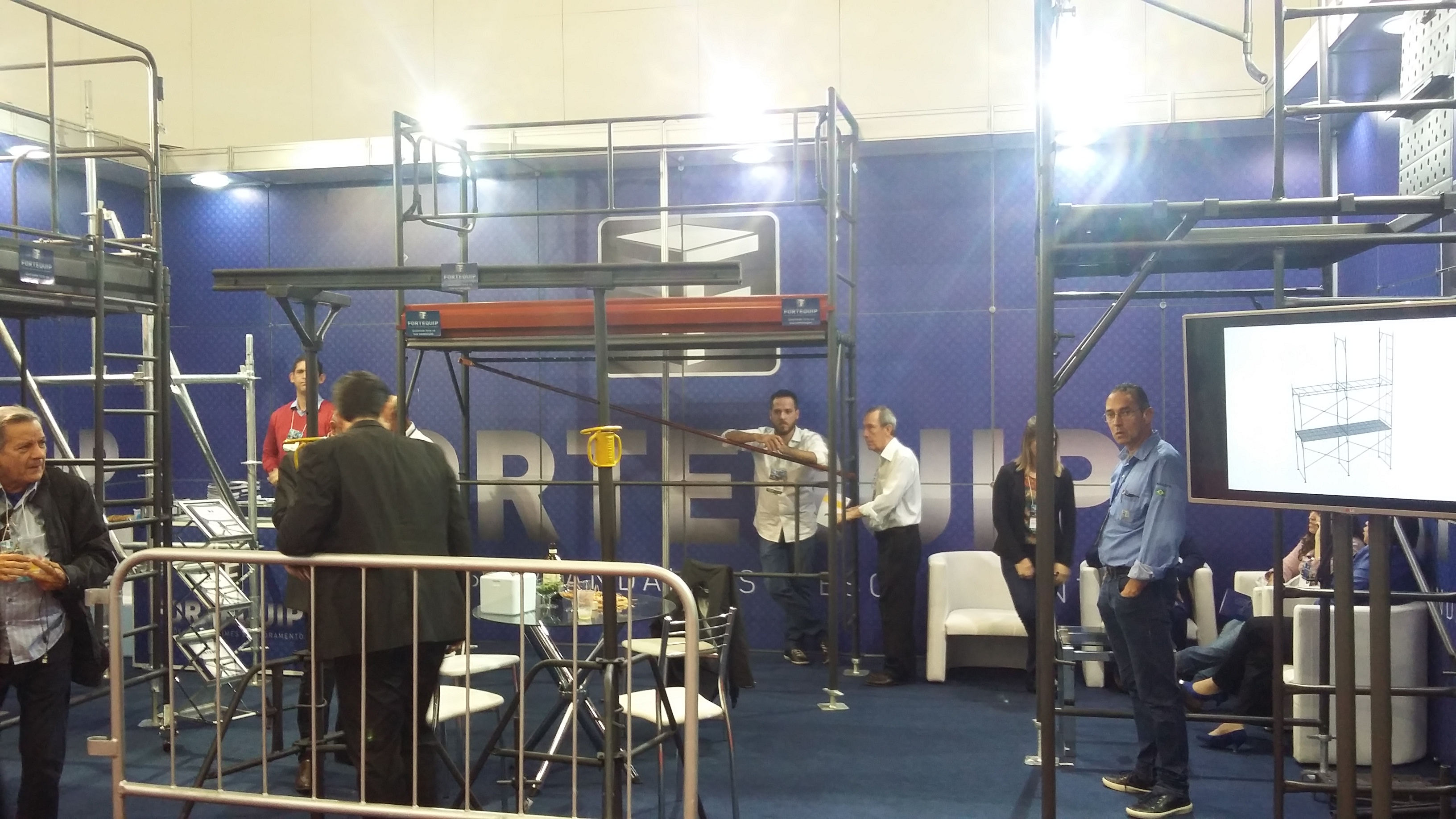 HUK LOCAÇÃO & VENDA CONCRETE SHOW 2016