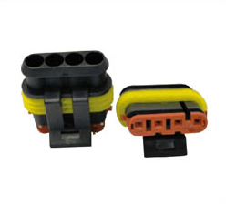 CONECTOR AUTOMOTIVO.jpg