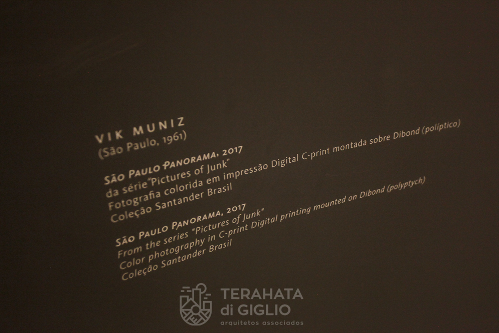 Farol Santander - Exposição Vik Muniz - 03.jpg