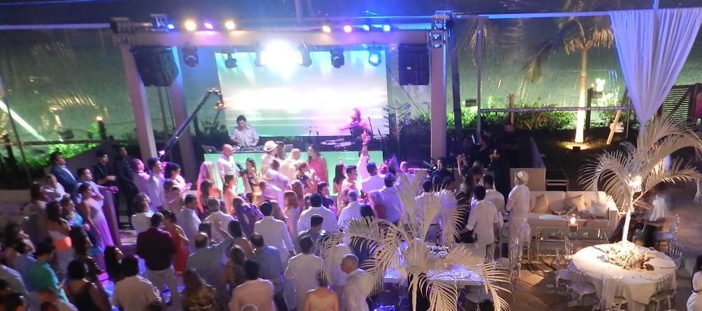 TF eventos som e luz - Juquehy - São Sebastião Litoral norte SP. whatsapp 12 9976.71570   tfeventossomeluz@hotmail.com 