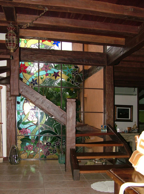 Vitral Floral, vitraux, venda de vitral, telefone de vitrais, fábrica de vitrais, estúdio de vitrais, restauração de vitrais, compra de vitrais, loja de vitrais, contato de vitrais; vitral artístico, iris arte vítrea; vitral florianópolis; Vitral Santa Catarina; Vitral decorativo; vitral residencial, Vitral comercial; Roberto Petrelli, estúdio de vitrais