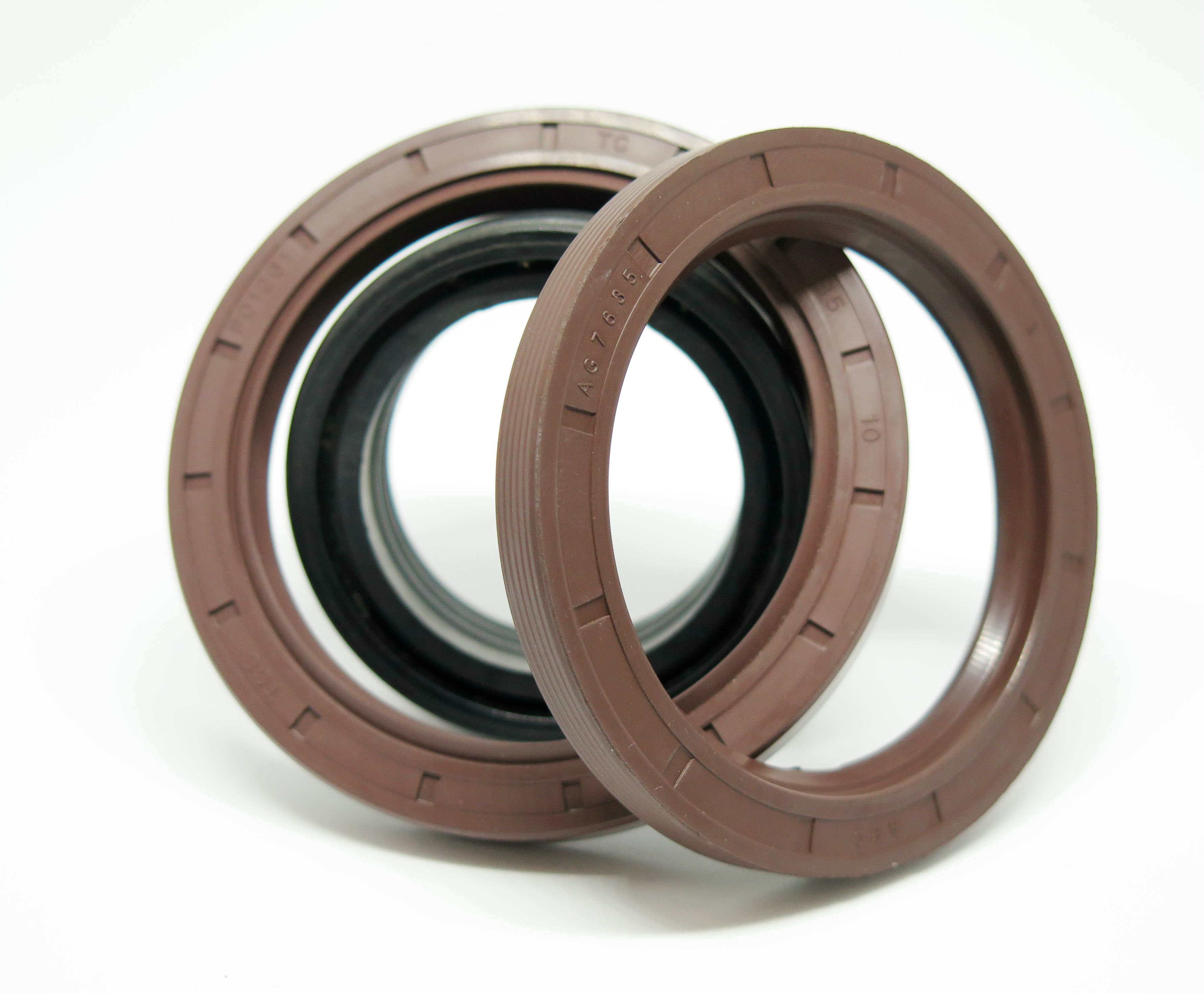 Retentores para retros_tratores_implementos agrícolas - 3 - editado.jpg