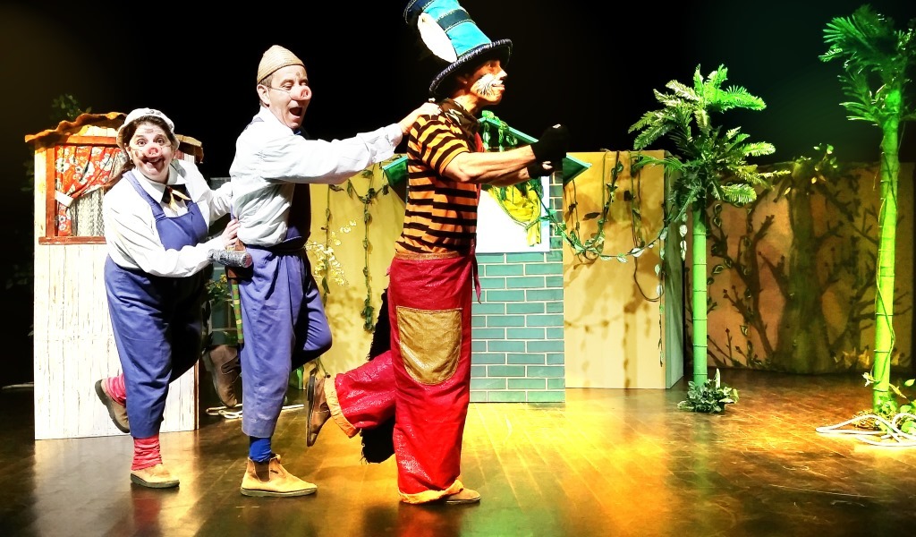 Espetáculo infantil 1, 2, 3, Tem porquinho outra vez - Ek Produções 14.jpg