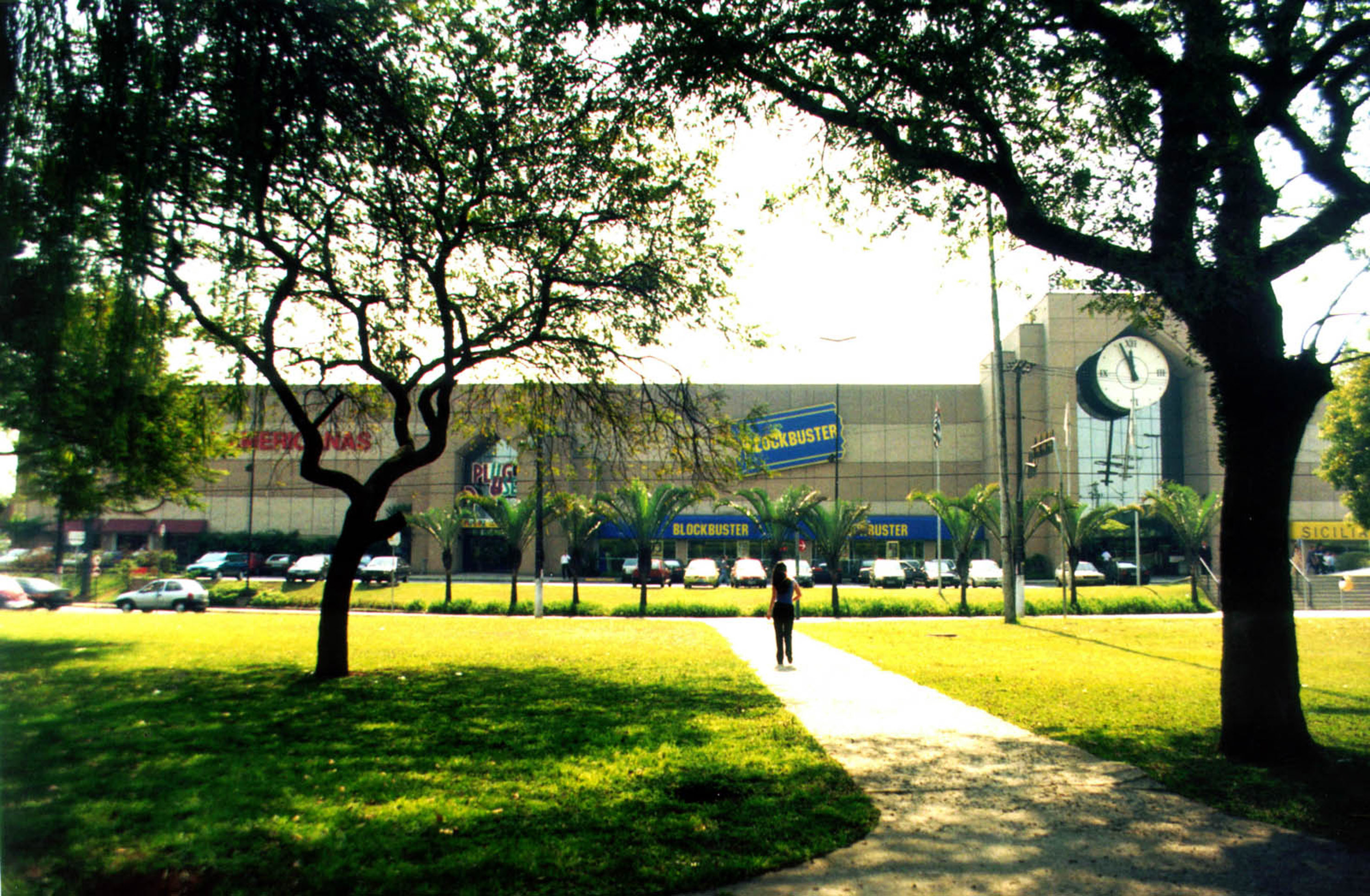 Shopping Metrópole 2.jpg