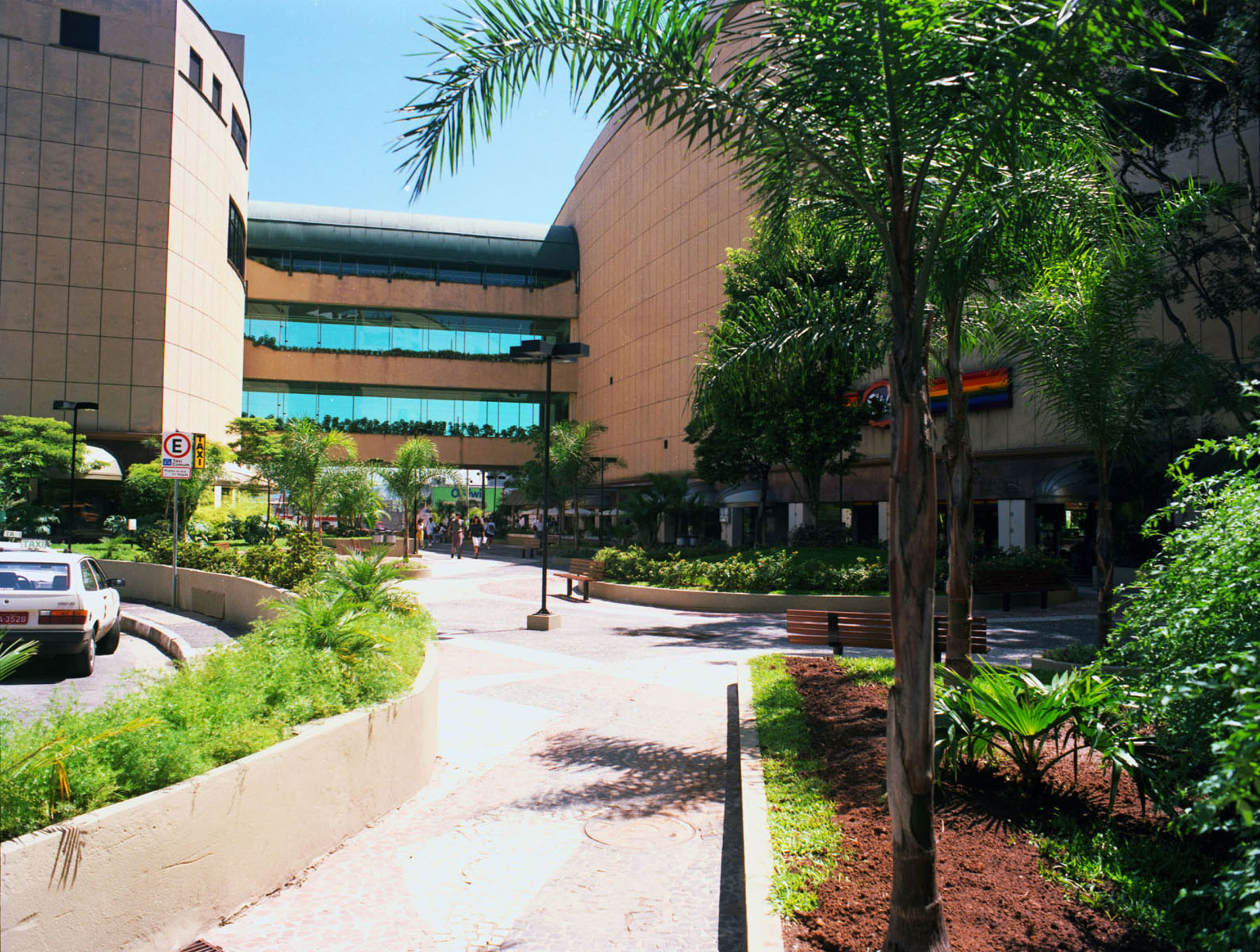 Shopping West Plaza 13.jpg