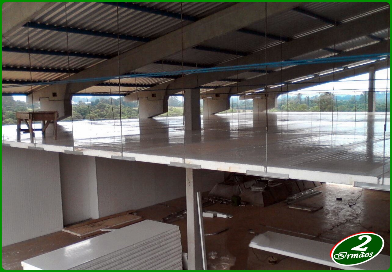 Montagem de forro em isopainel dois irmaos charqueadas