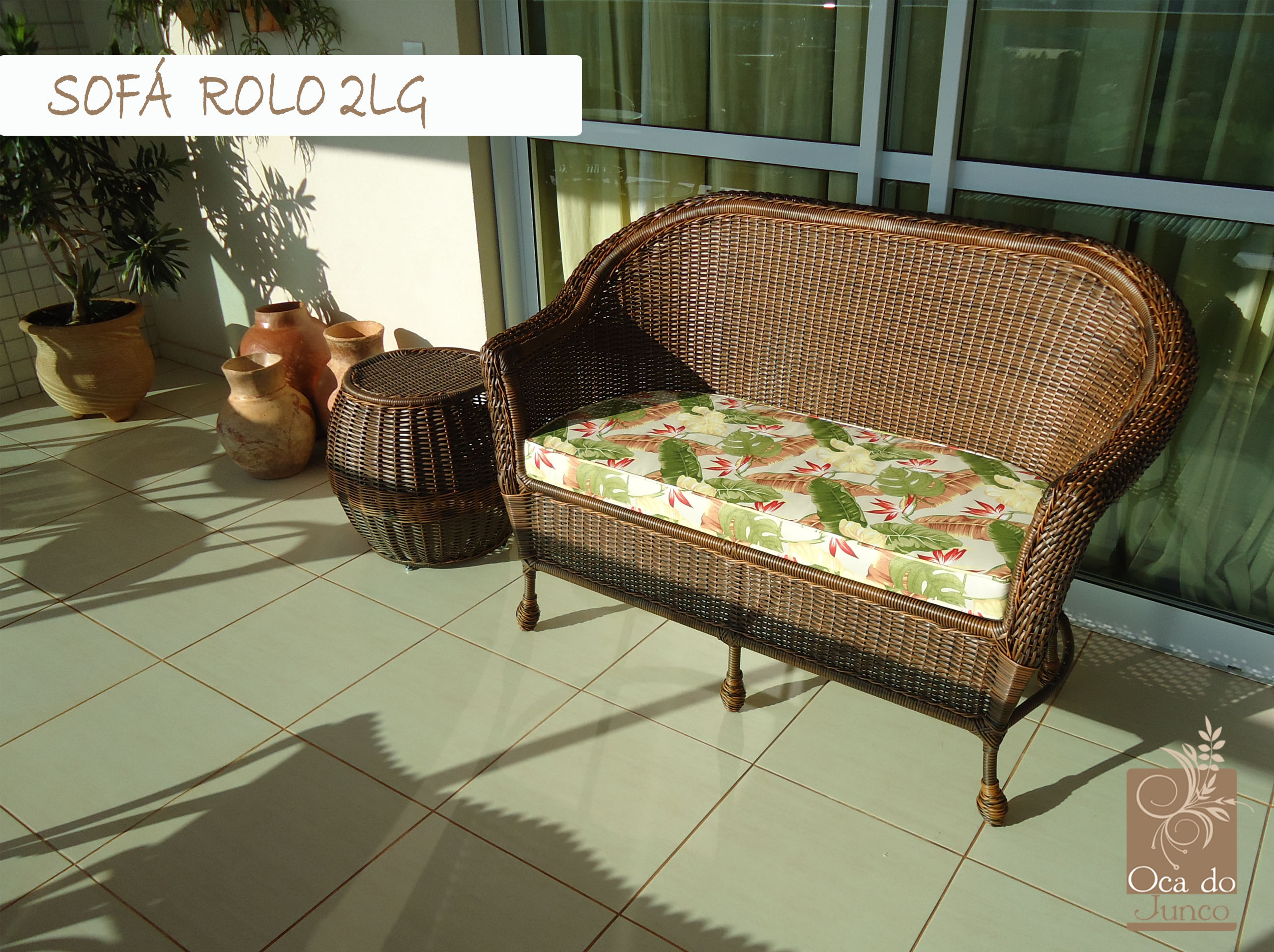 sofa rolo.jpg