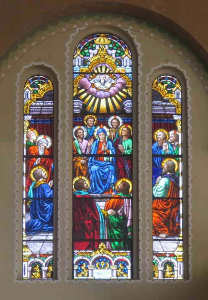 Vitral Pentecostes, Restauro de vitrais, Restauração de vitrais, restauro vitrais da Igreja Matriz de Itajaí; vitral restaurado; vitraux, vitral artístico, iris arte vítrea; vitral florianópolis; Vitral Santa Catarina; Vitral decorativo; vitral igreja, Roberto Petrelli, estúdio de vitrais