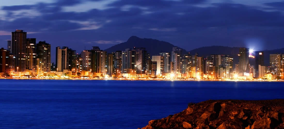 balneário a noite.jpg