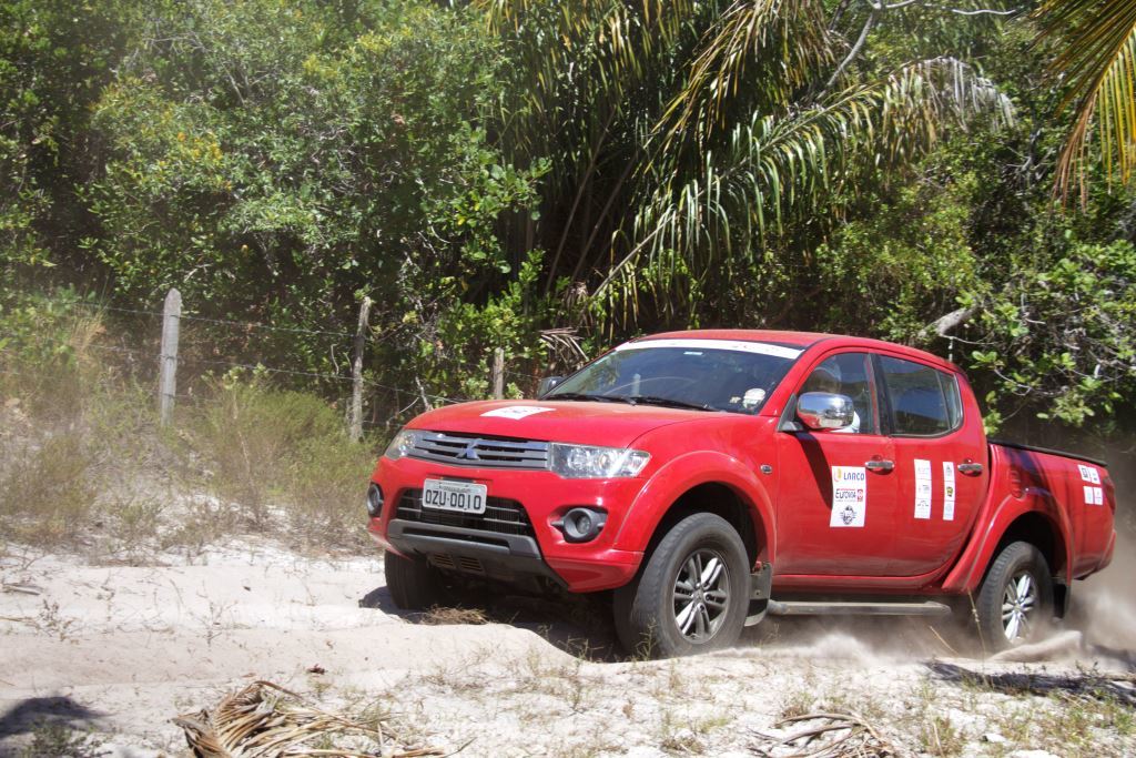 TRITON VERMELHA 3.jpg