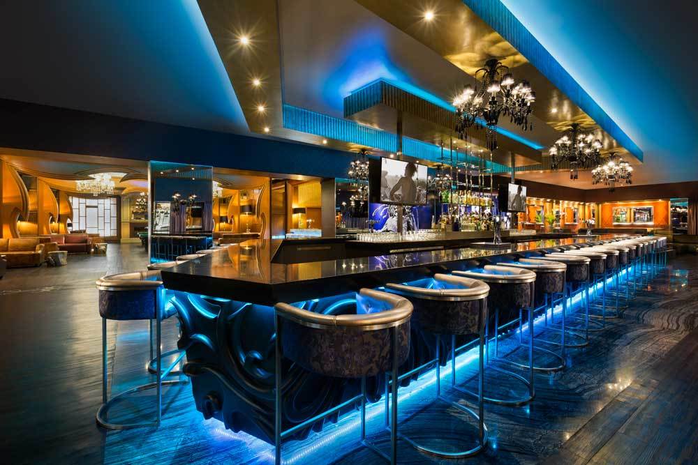 hard_rock_hotel_rivera_maya_club-heaven-bar-area.jpg