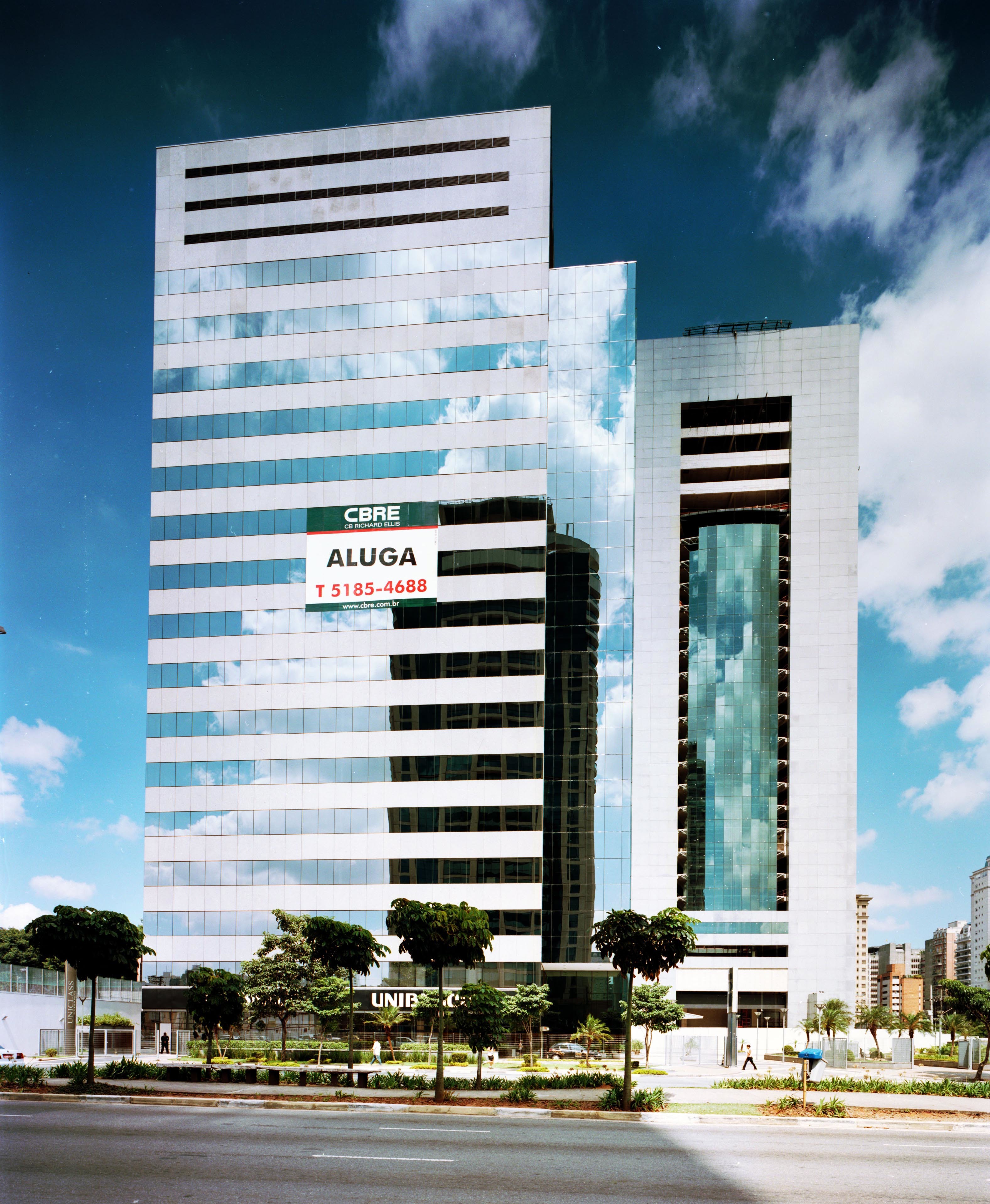 Cj. Internacional Plaza 16.0.jpg