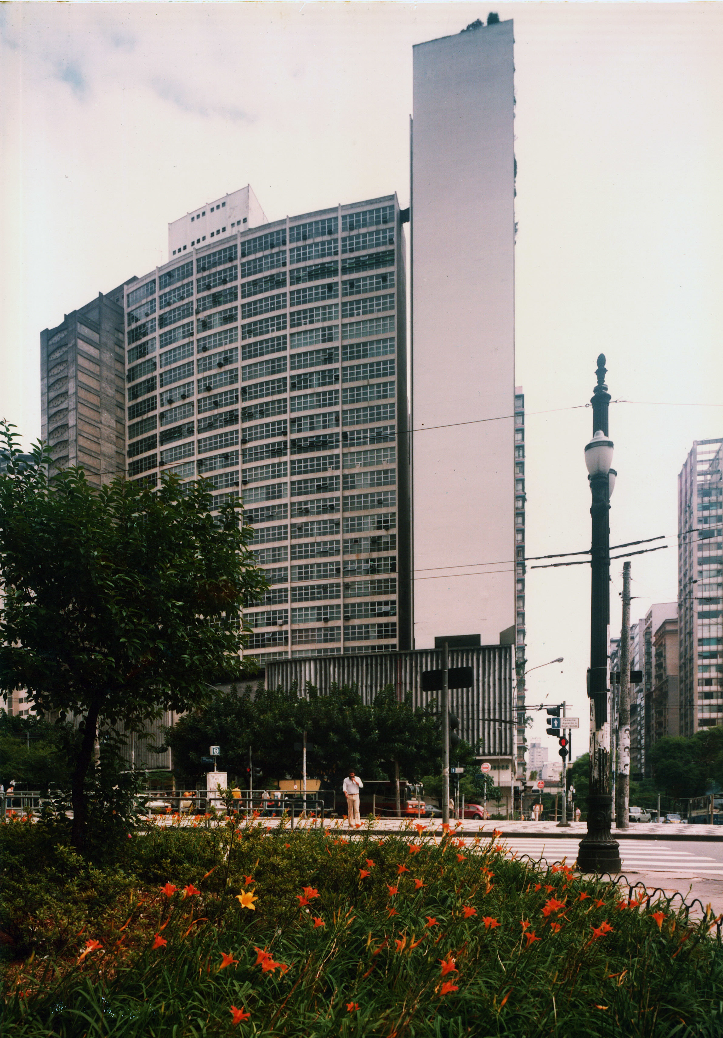 Conjunto Zarvos 4.jpg