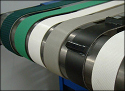 CORREIAS EM ROLETES.jpg