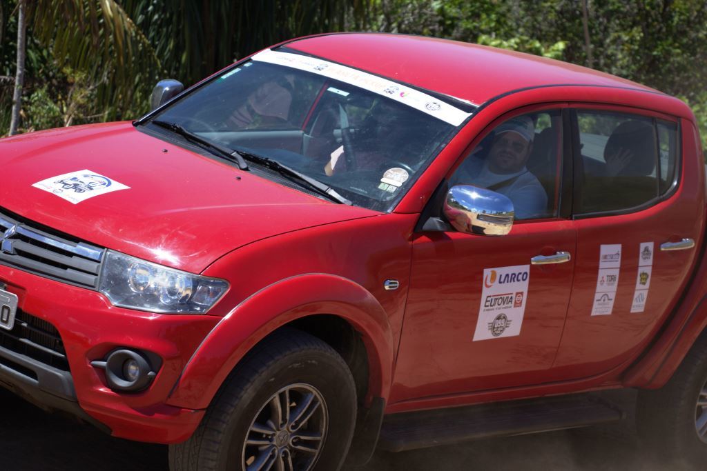 TRITON VERMELHA 2.jpg