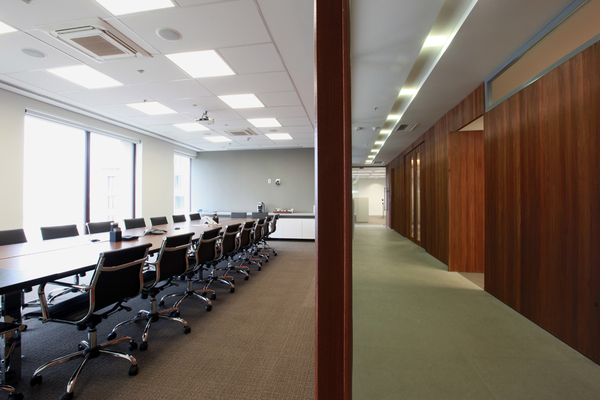 R&A Arquitetura / Projetos / Comerciais / Stocche Forbes