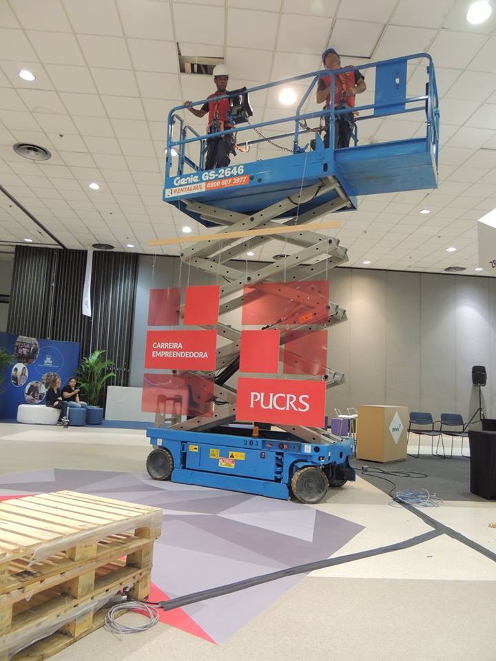 Evento, Cenografia, CEPUC, Sinalização, Pórtico, Credenciamento, Feira de Carreiras, CPUC, PUCRS