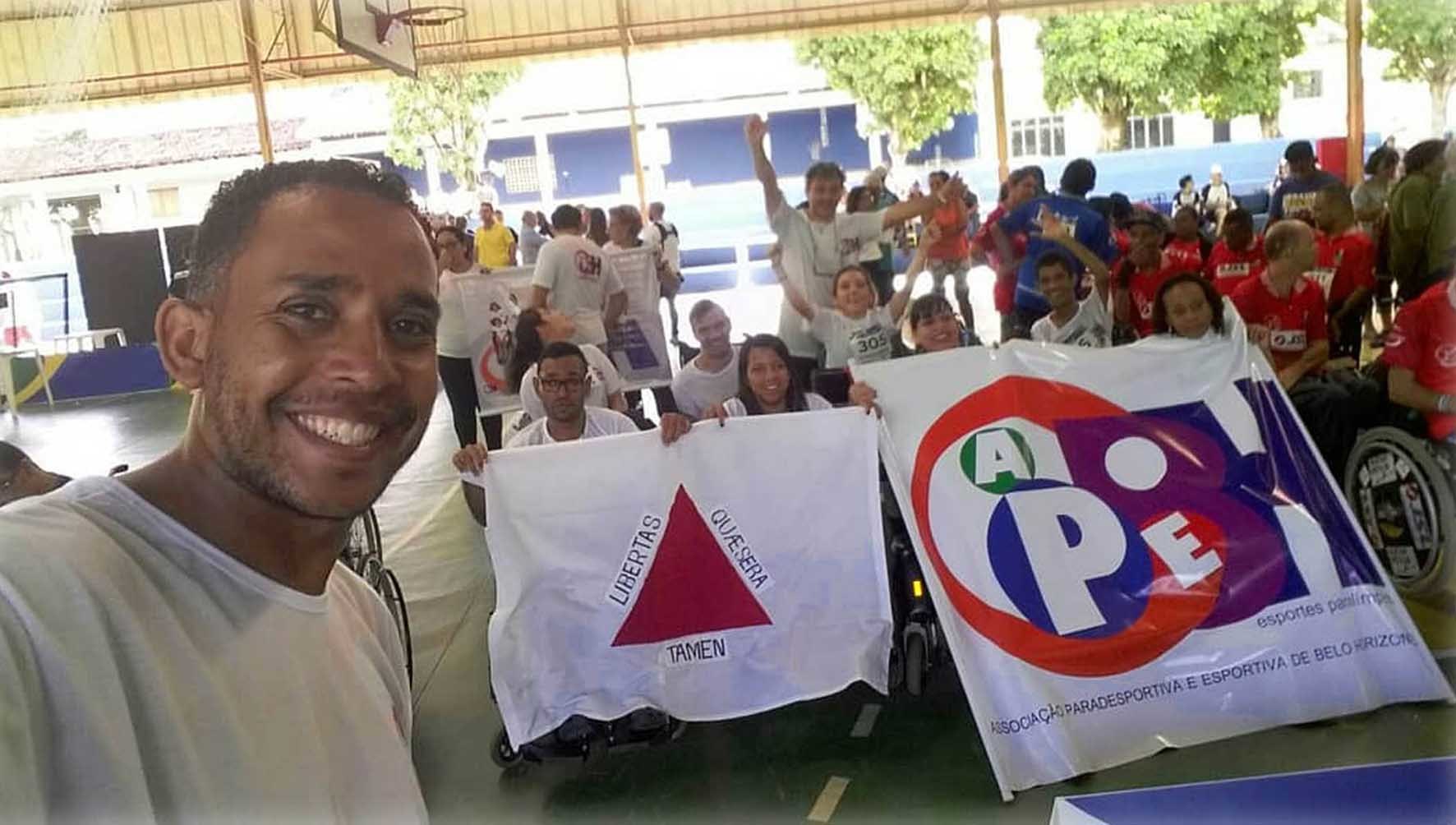 jpg_parasite_0040_todos 28337435_1570549906394717_411402143371724108_o cópia.png.jpg