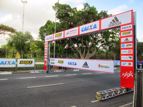 largada maratona sp 2013.JPG