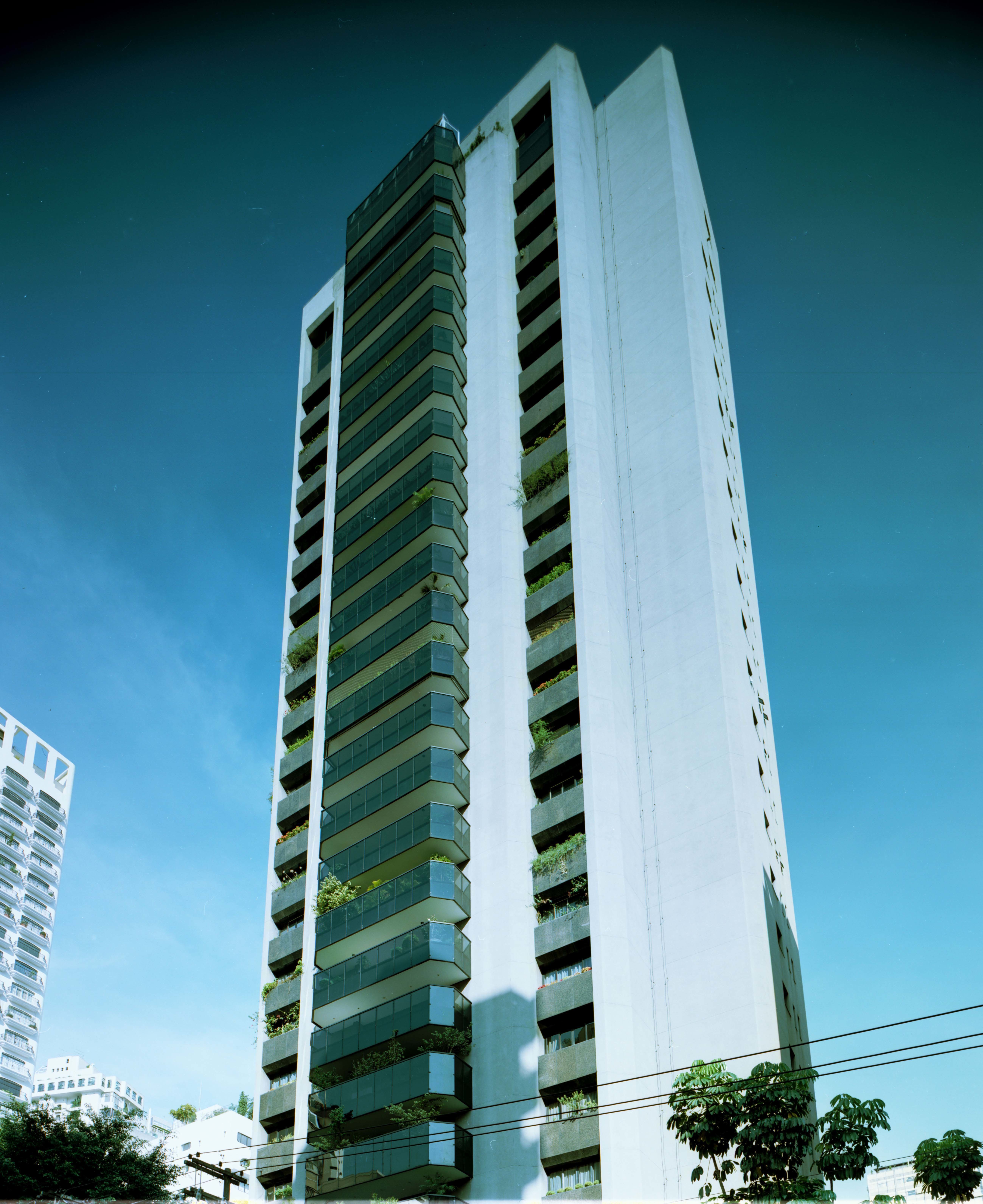 Ed. Regency 3 (Rocha Azevedo).jpg