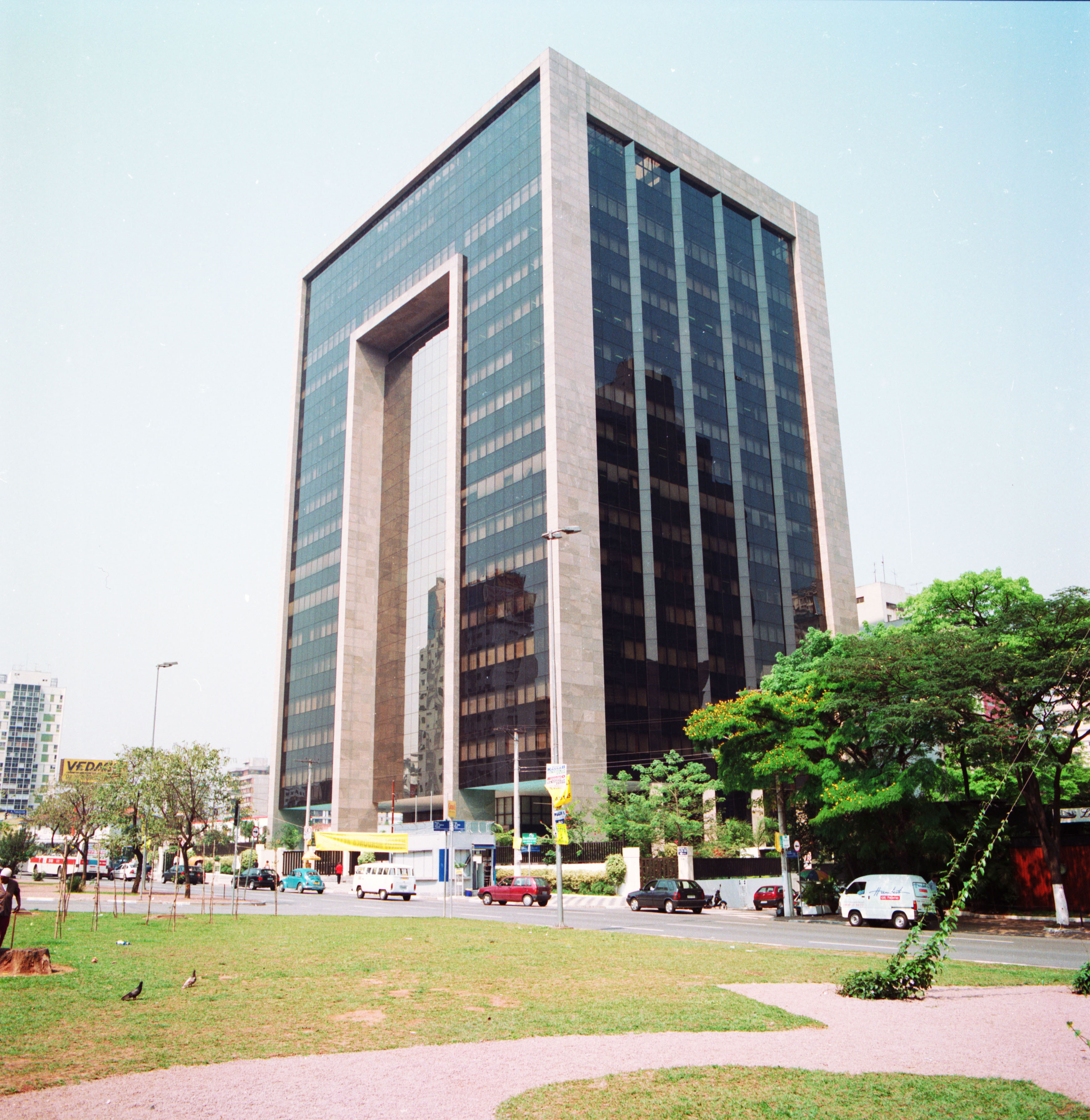 HSBC Faria Lima 13.2.jpg