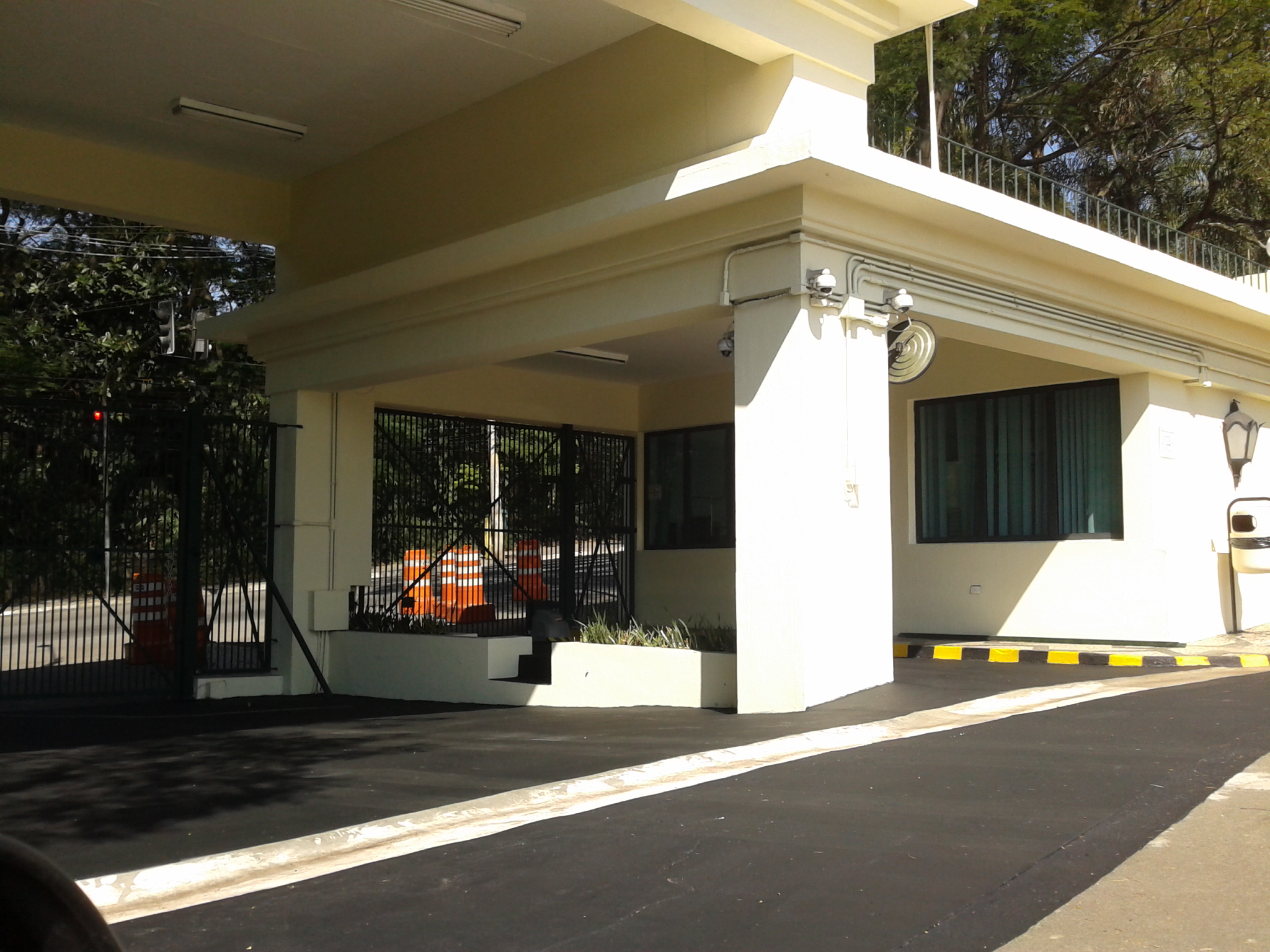 2014-08-02 12.14.49.jpg