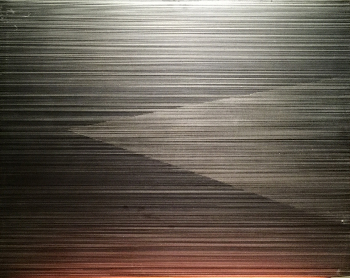 Jê Américo - 40x50 Superficie metálica 2015 3.jpg