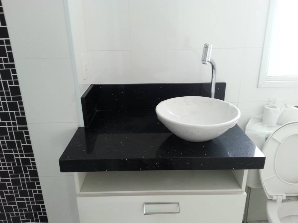 Lavatório no Quartzo Stellar 