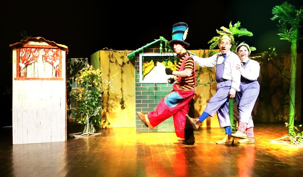 Espetáculo infantil 1, 2, 3, Tem porquinho outra vez - Ek Produções 9.jpg