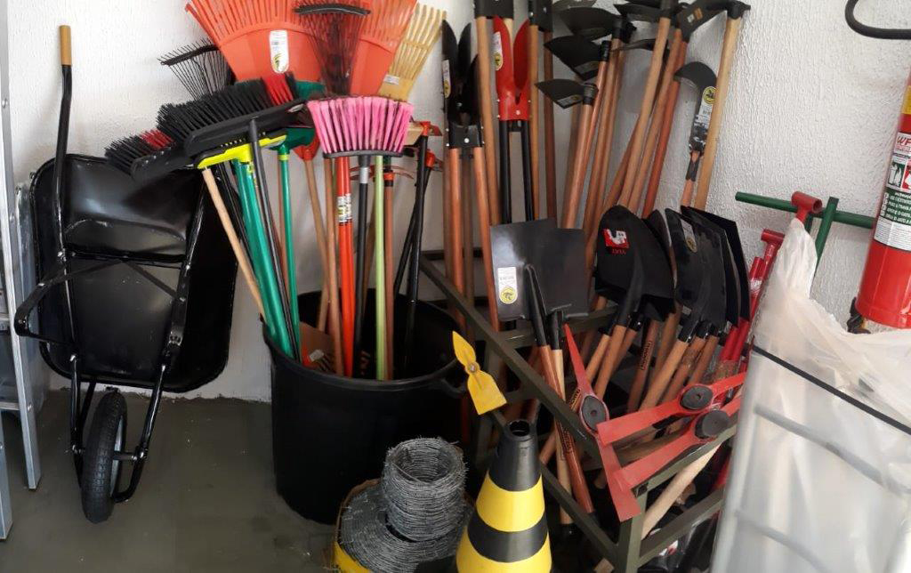 ferramentas para o campo.jpg