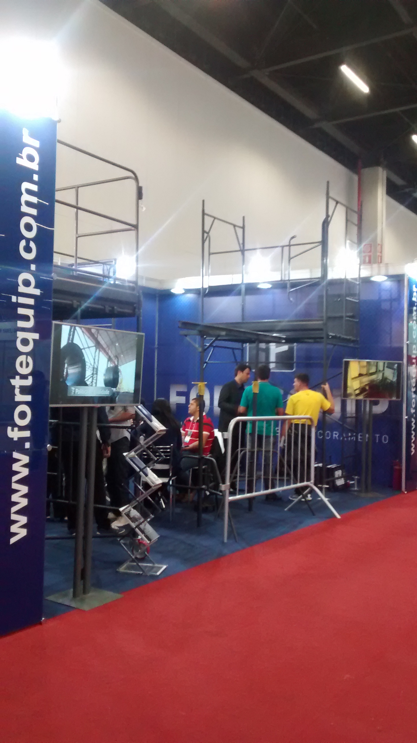 HUK LOCAÇÃO & VENDA CONCRETE SHOW 2016