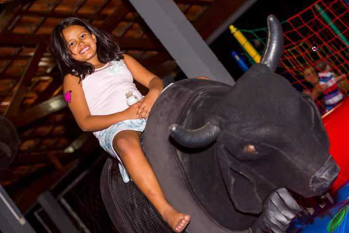 touro mecânico para festas