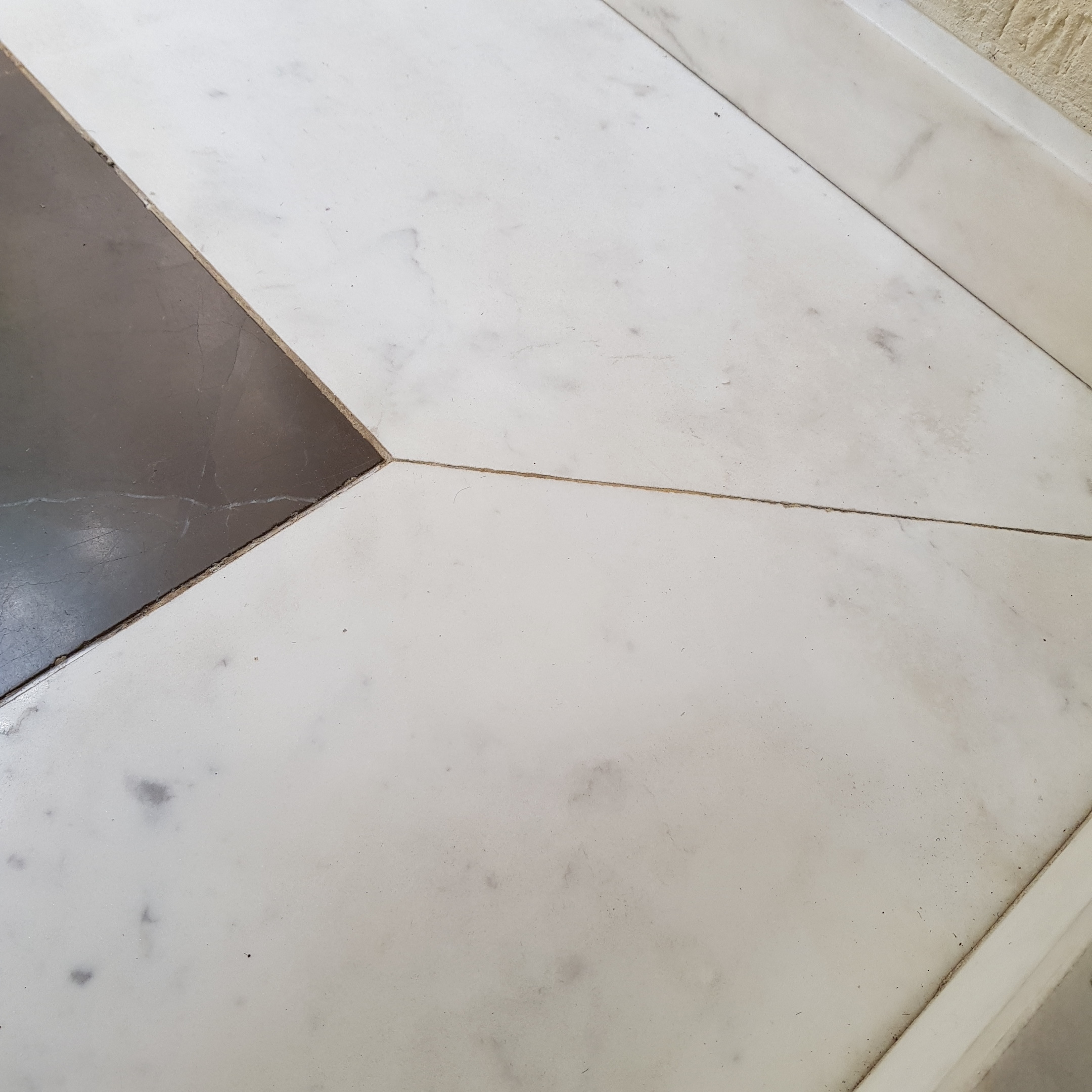 HALL CANTO ANTES.jpg