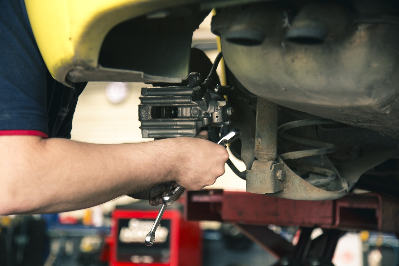 mechanic-1696914_1280.jpg