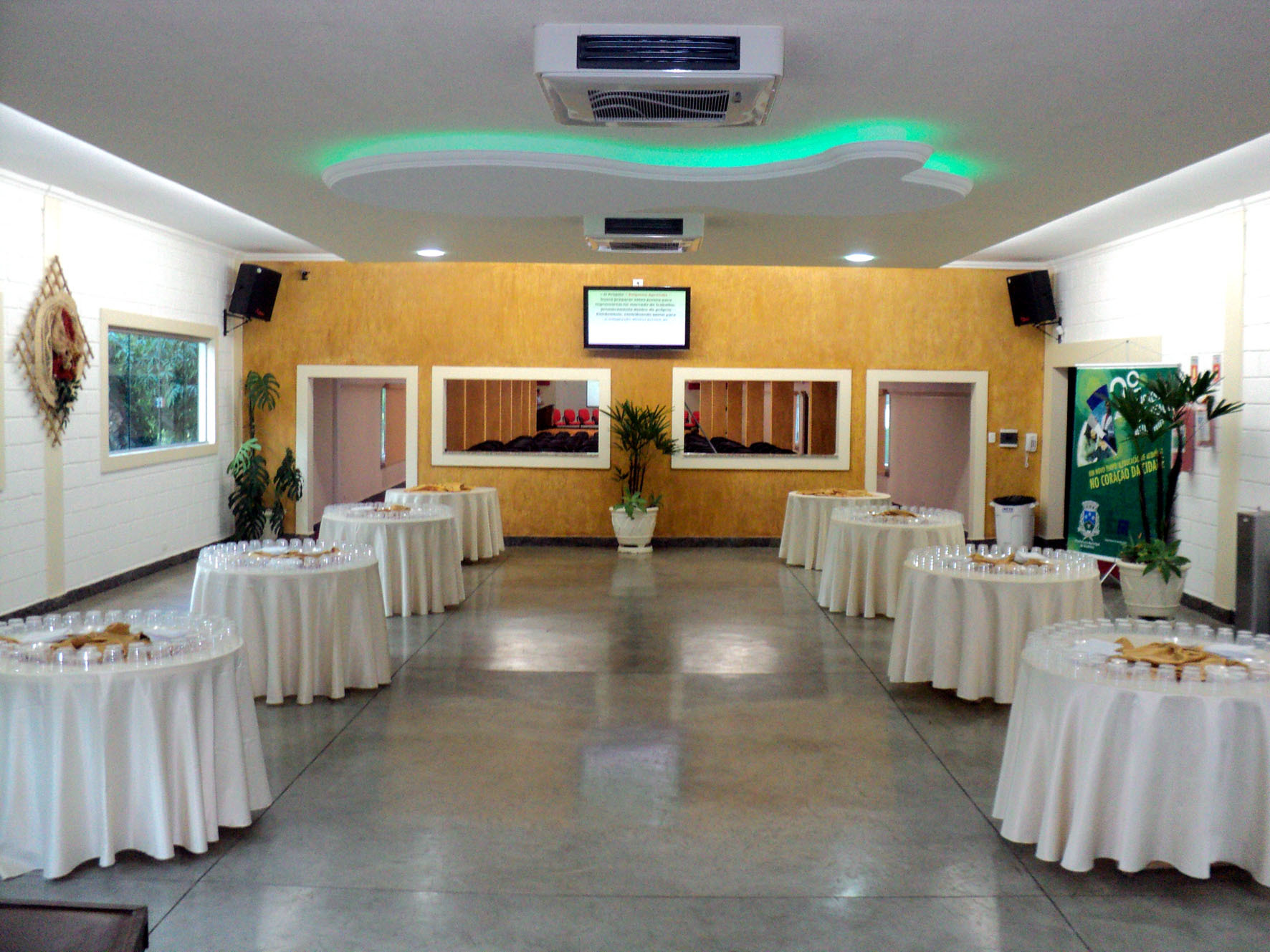 saguão decorado.jpg