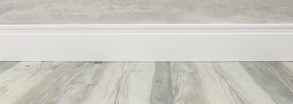 Branco 70mm com friso.jpg