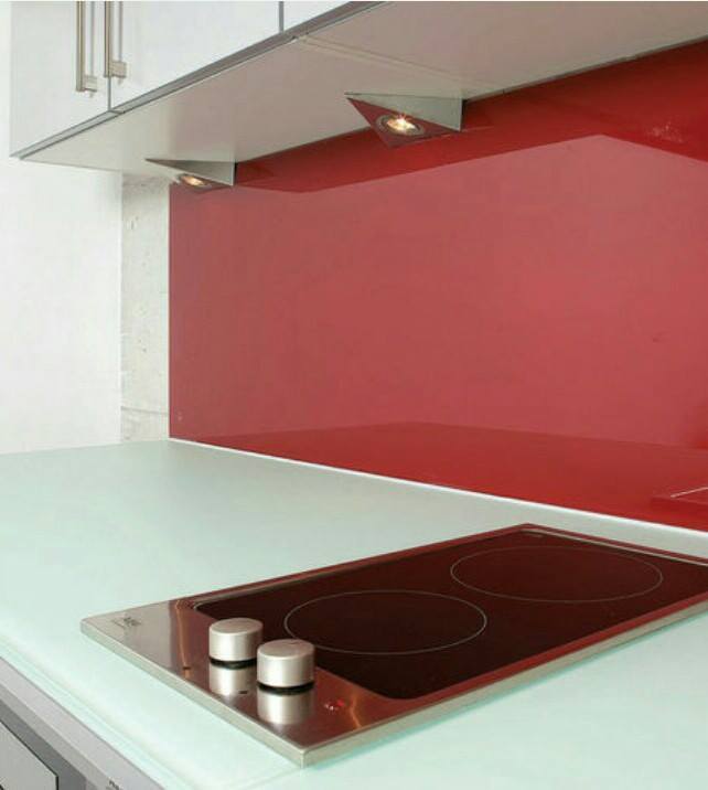 revestimento em vidro na cozinha