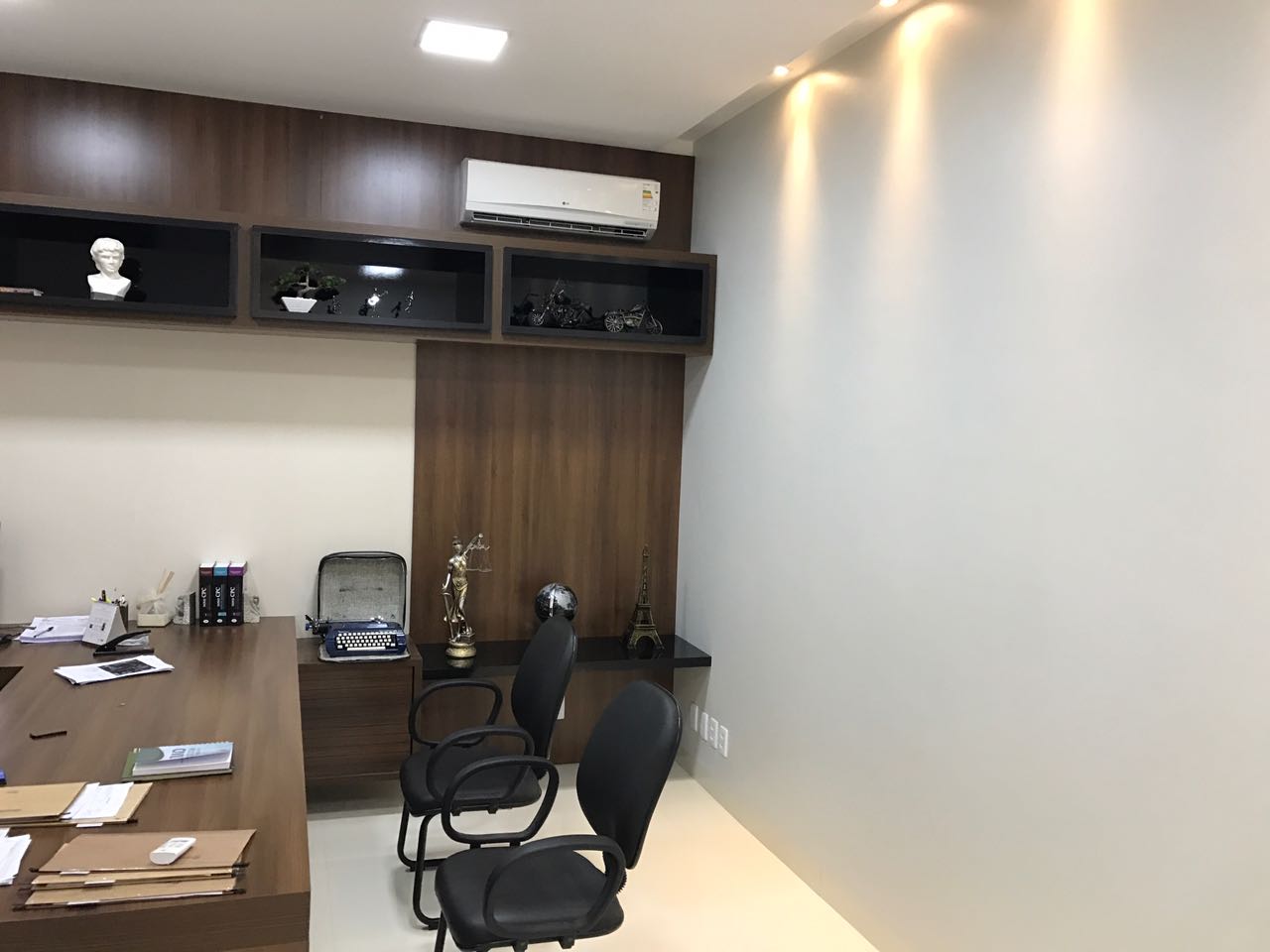 WhatsApp Image 2017-04-17 at 10.21.02.jpeg